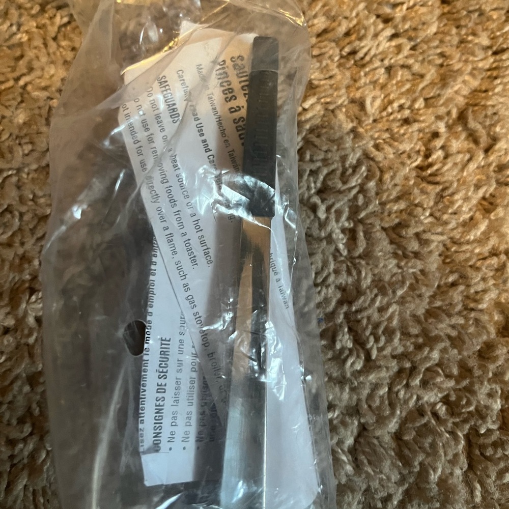 Pampered chef sauté tongs